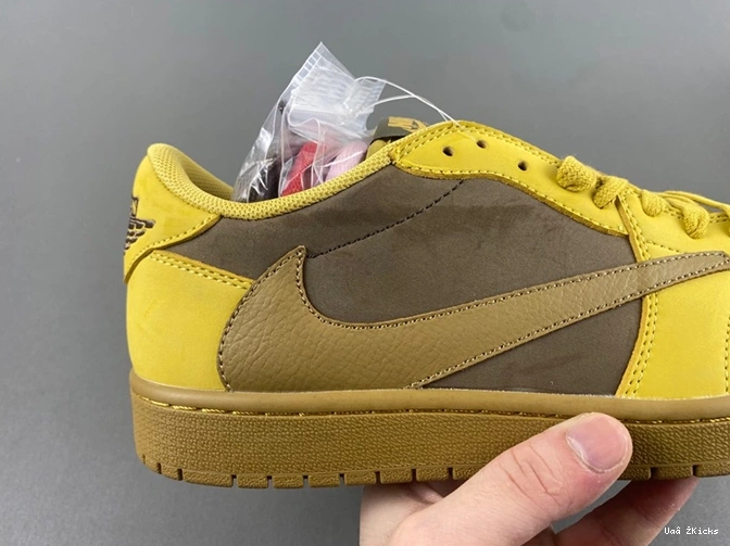 9110 Air 16 x 1 Travis Jordan DM7866- Versatile Scott 1111